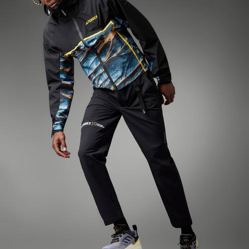  adidas National Geographic Erkek Siyah Outdoor Pantolon (IC1983)